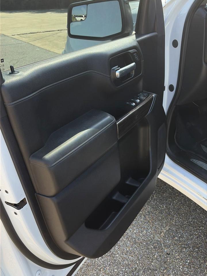 Chevrolet Silverado 1500 4WD Crew Cab 147" RST 2021