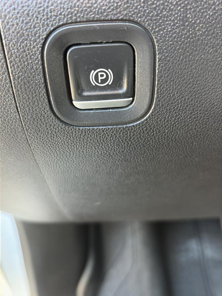 Chevrolet Silverado 1500 4WD Crew Cab 147" RST 2021