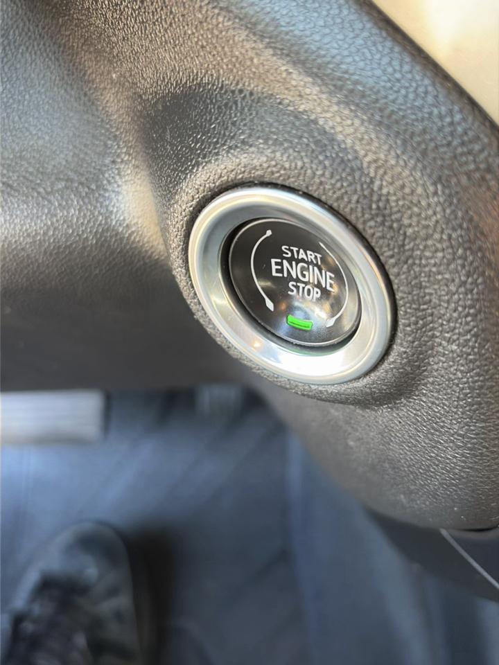 Chevrolet Silverado 1500 4WD Crew Cab 147" RST 2021