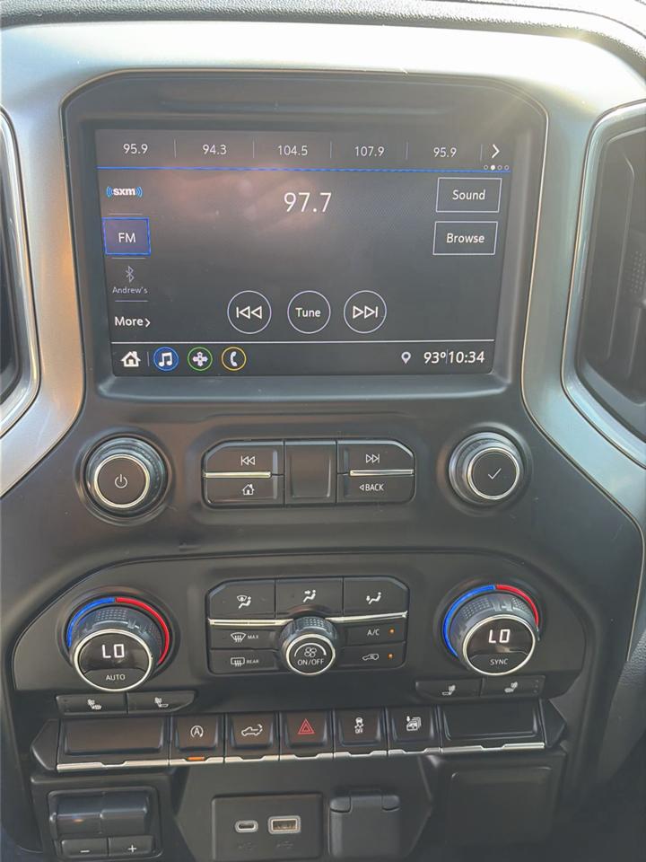 Chevrolet Silverado 1500 4WD Crew Cab 147" RST 2021