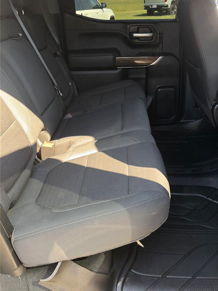 Chevrolet Silverado 1500 4WD Crew Cab 147" RST 2021