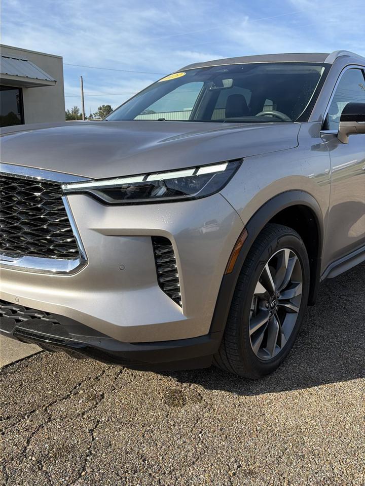 Infiniti QX60 LUXE FWD 2023