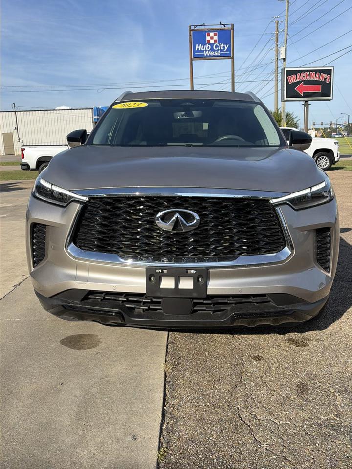 Infiniti QX60 LUXE FWD 2023