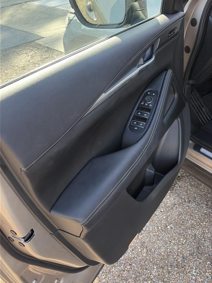 Infiniti QX60 LUXE FWD 2023