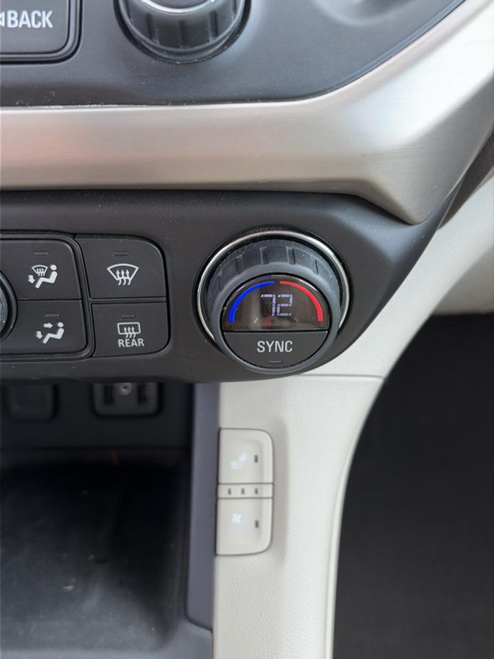 GMC Acadia FWD 4dr Denali 2018