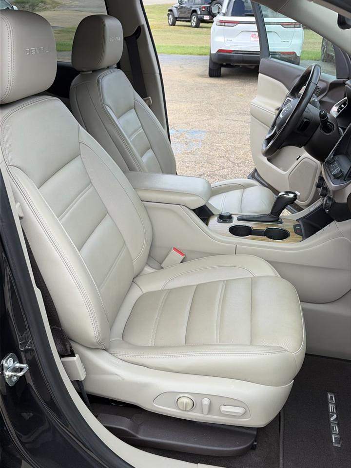 GMC Acadia FWD 4dr Denali 2018