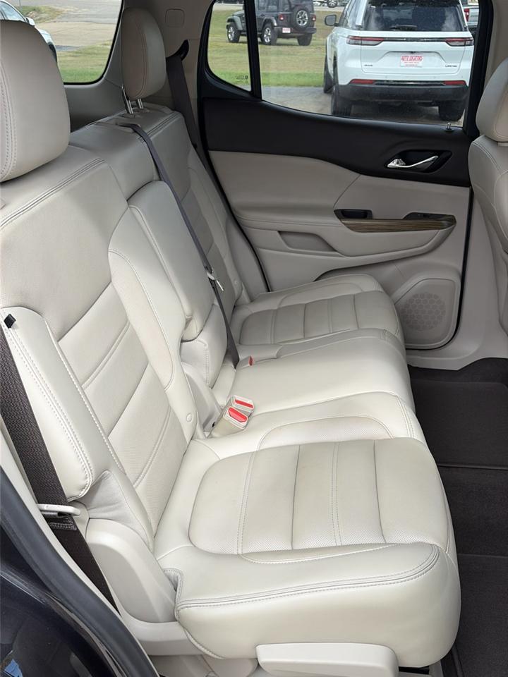 GMC Acadia FWD 4dr Denali 2018