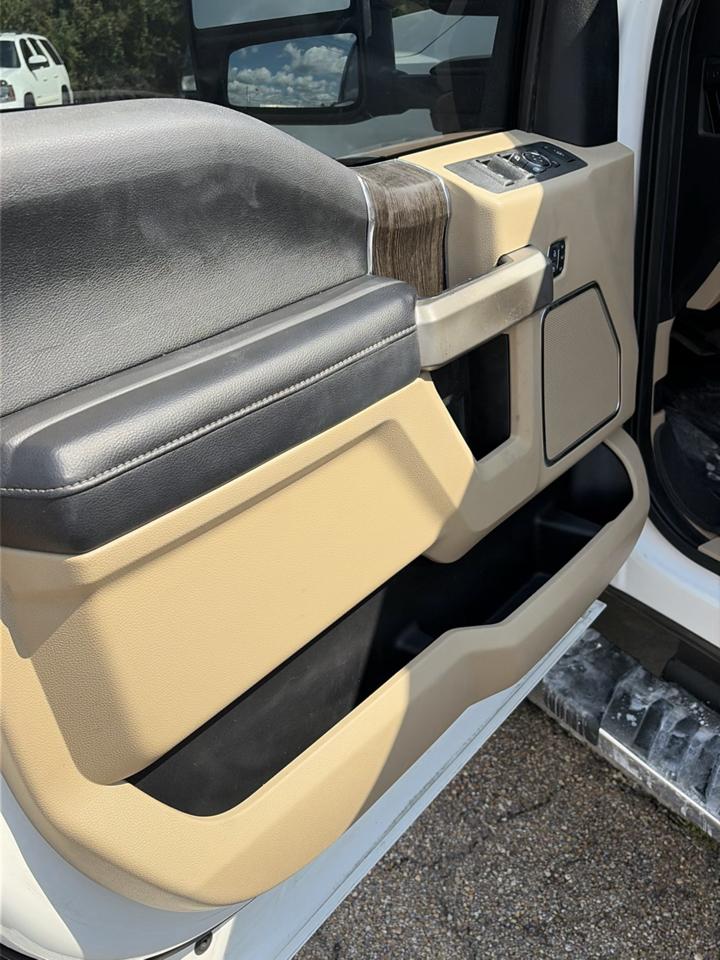 Ford Super Duty F-250 SRW King Ranch 4WD Crew Cab 8' Box 2020