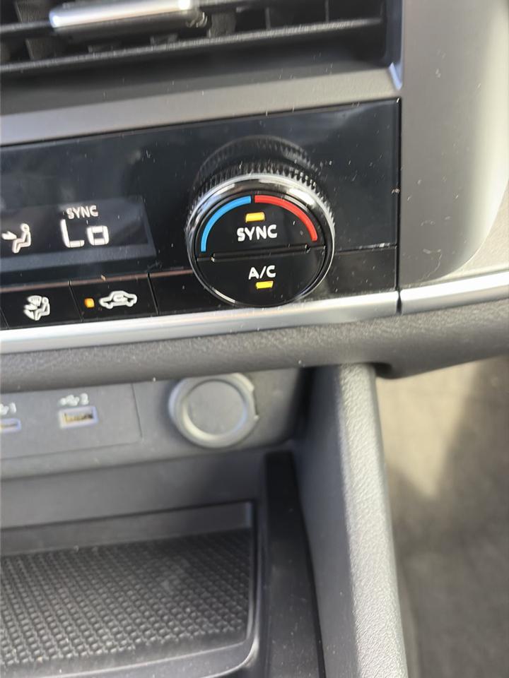 Nissan Rogue FWD SV 2023