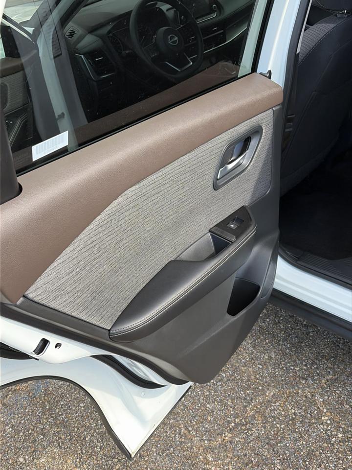 Nissan Rogue FWD SV 2023