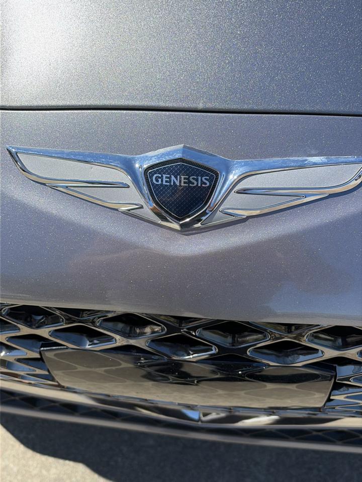 Genesis G70 2.0T AWD 2023