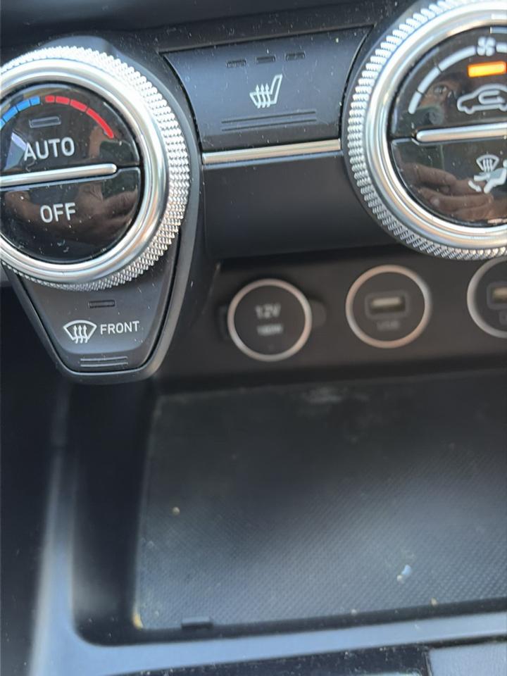 Genesis G70 2.0T AWD 2023