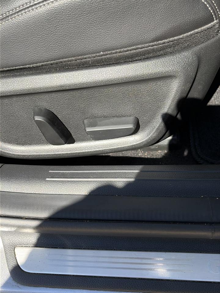 Genesis G70 2.0T AWD 2023