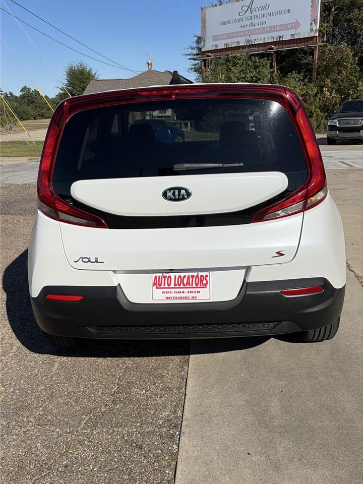 Kia Soul S IVT 2021