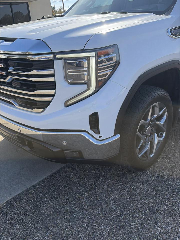 GMC Sierra 1500 4WD Crew Cab 147" SLT 2022