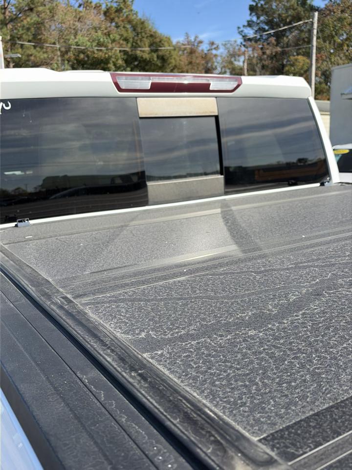 GMC Sierra 1500 4WD Crew Cab 147" SLT 2022