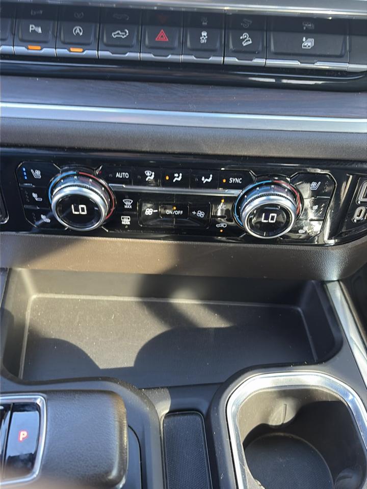 GMC Sierra 1500 4WD Crew Cab 147" SLT 2022