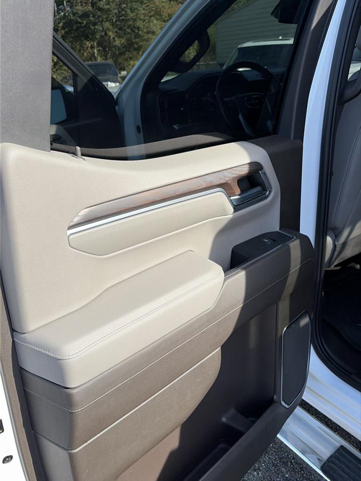 GMC Sierra 1500 4WD Crew Cab 147" SLT 2022