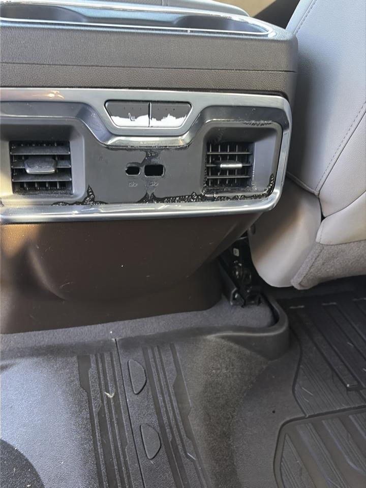 GMC Sierra 1500 4WD Crew Cab 147" SLT 2022