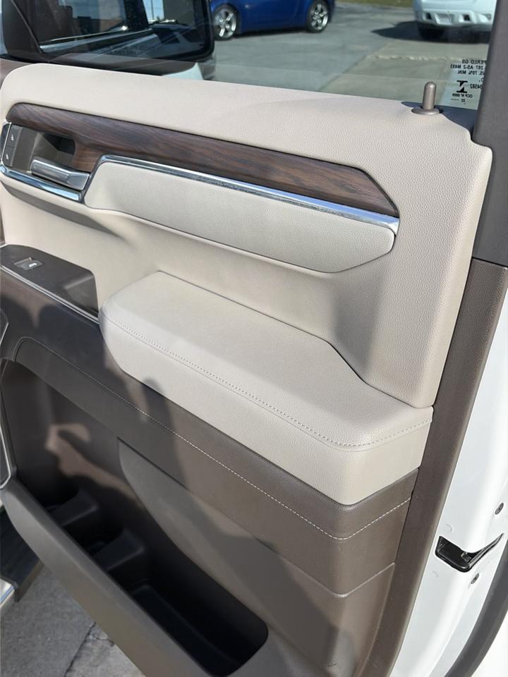 GMC Sierra 1500 4WD Crew Cab 147" SLT 2022