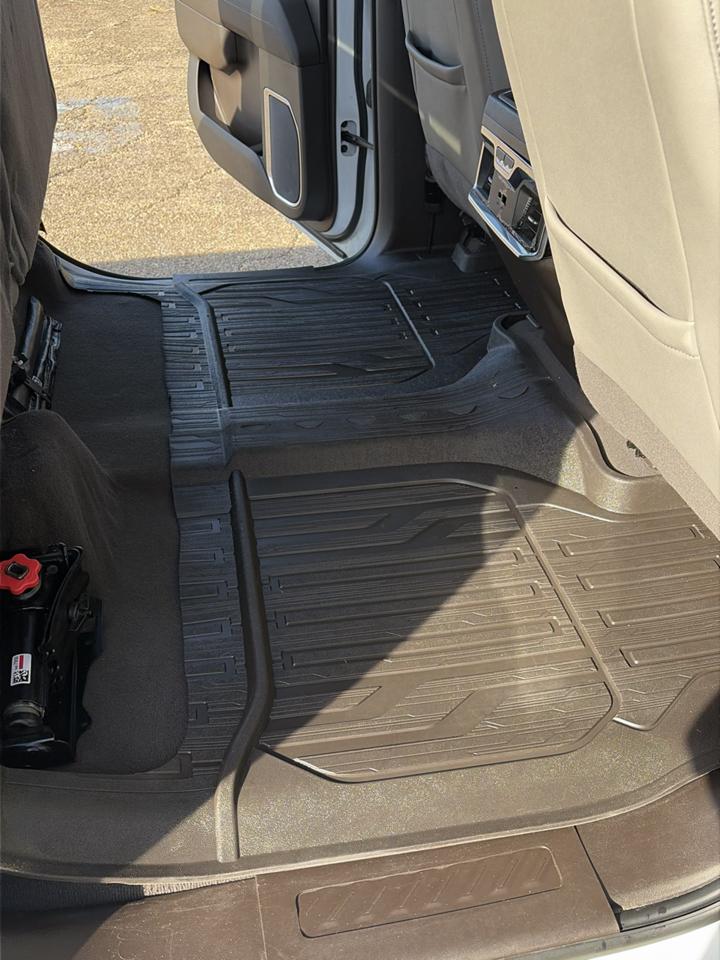 GMC Sierra 1500 4WD Crew Cab 147" SLT 2022