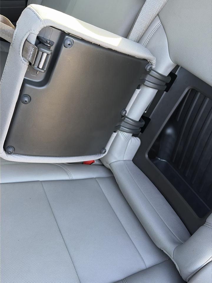 GMC Sierra 1500 4WD Crew Cab 147" SLT 2022
