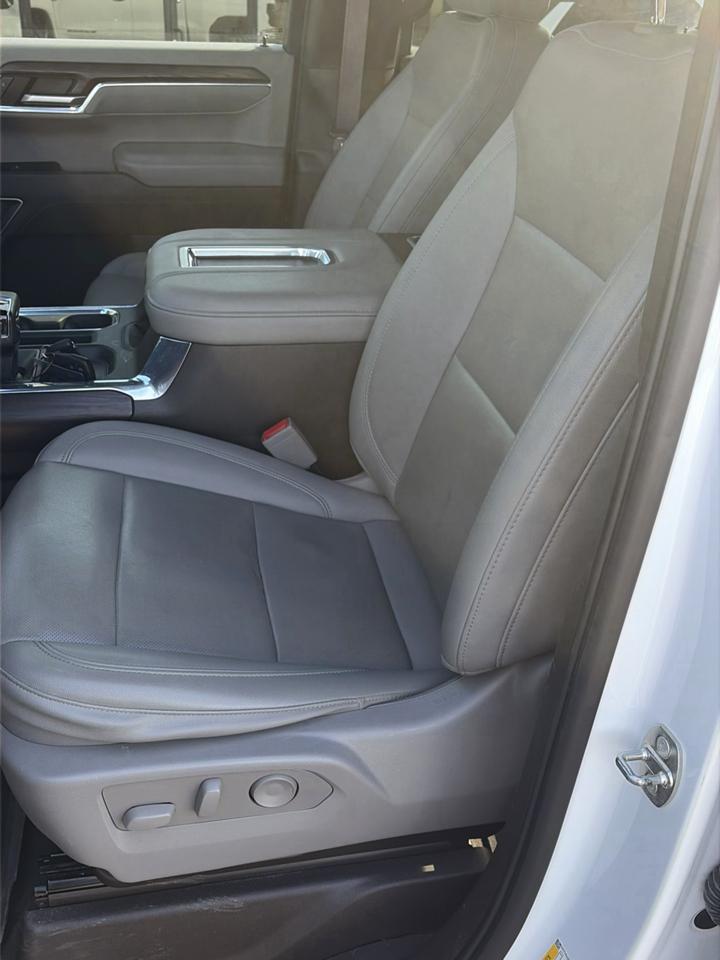 GMC Sierra 1500 4WD Crew Cab 147" SLT 2022