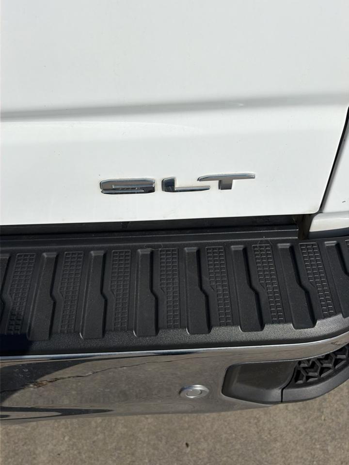GMC Sierra 1500 4WD Crew Cab 147" SLT 2022