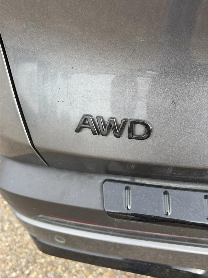 Infiniti QX60 LUXE AWD 2024