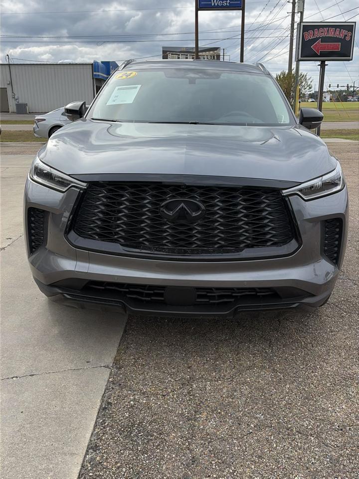 Infiniti QX60 LUXE AWD 2024