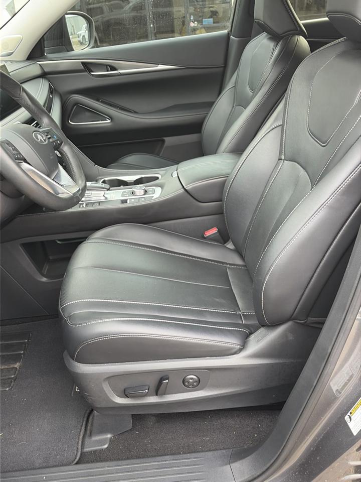 Infiniti QX60 LUXE AWD 2024