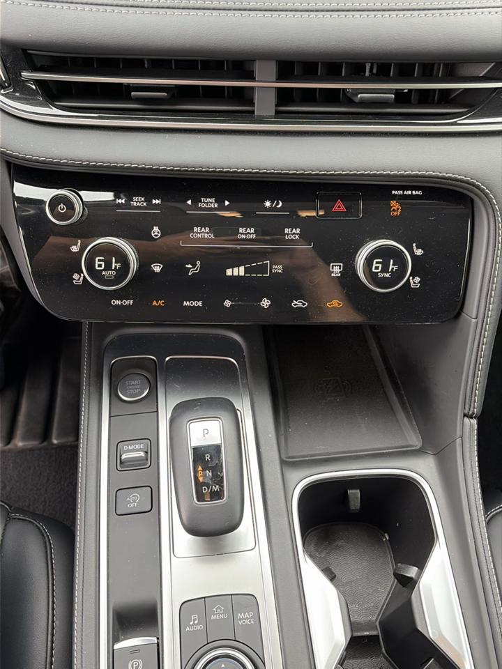 Infiniti QX60 LUXE AWD 2024