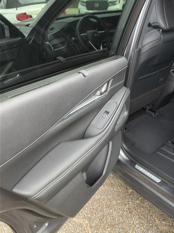Infiniti QX60 LUXE AWD 2024