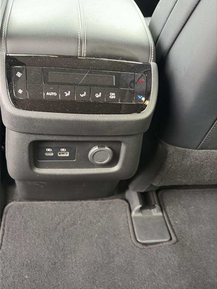 Infiniti QX60 LUXE AWD 2024