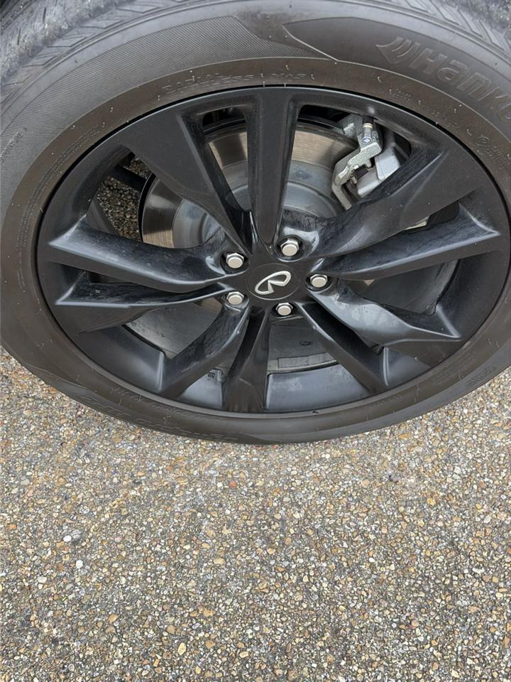 Infiniti QX60 LUXE AWD 2024