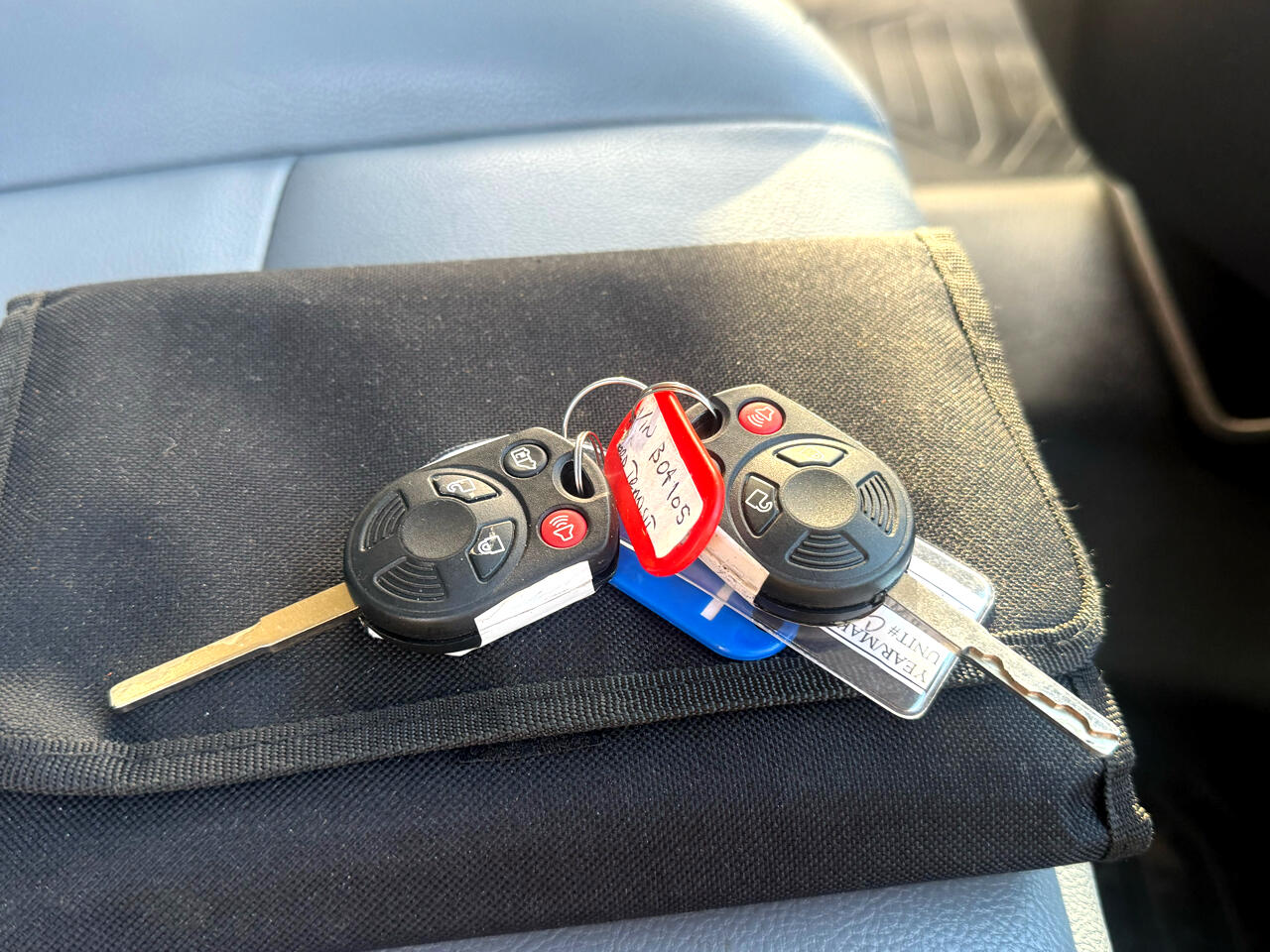 Ford Transit 250 Van Med. Roof w/Sliding Pass. 148-in. WB 2018