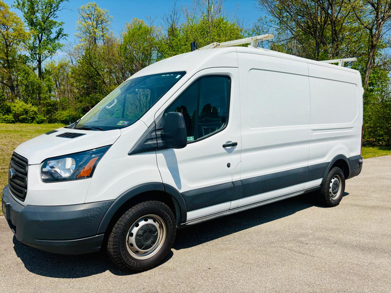 2018 Ford Transit 250 Van Med. Roof w/Sliding Pass. 148-in. WB