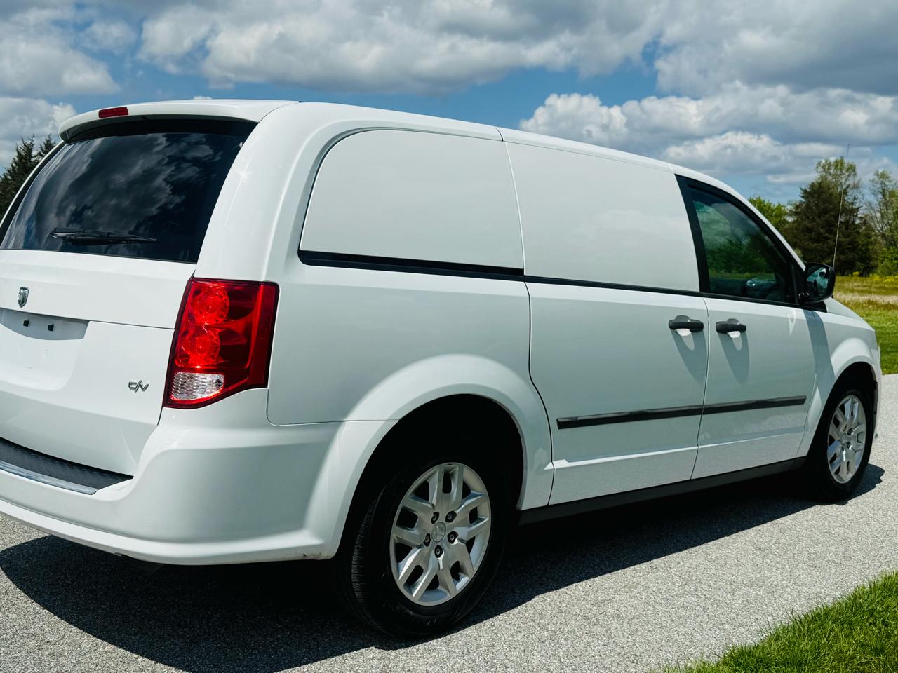 RAM C/V Cargo Van 2014