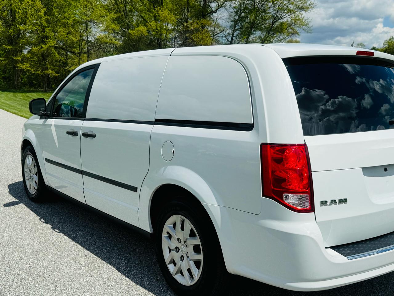 RAM C/V Cargo Van 2014