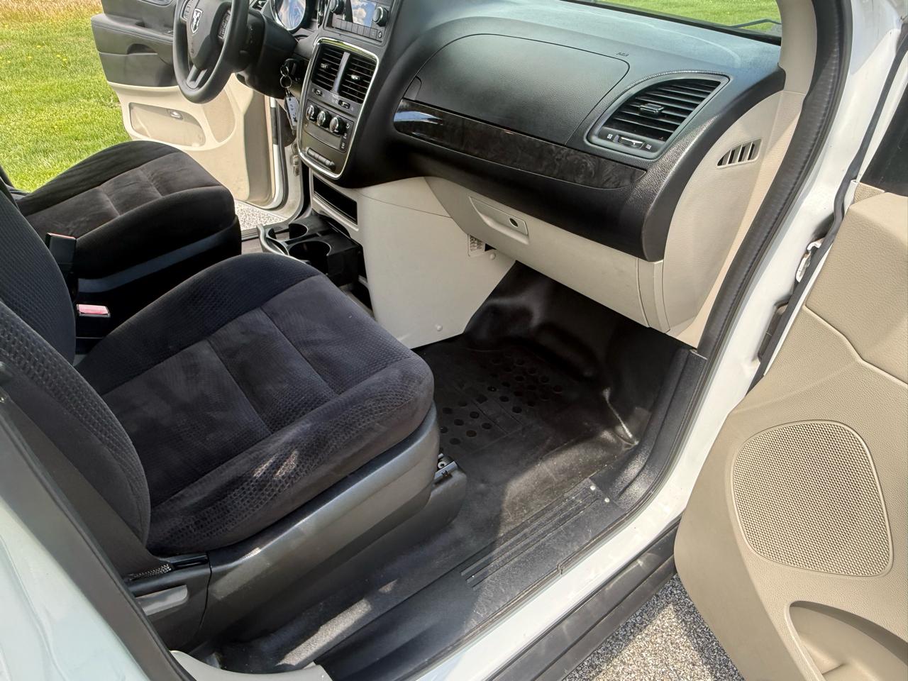 RAM C/V Cargo Van 2014