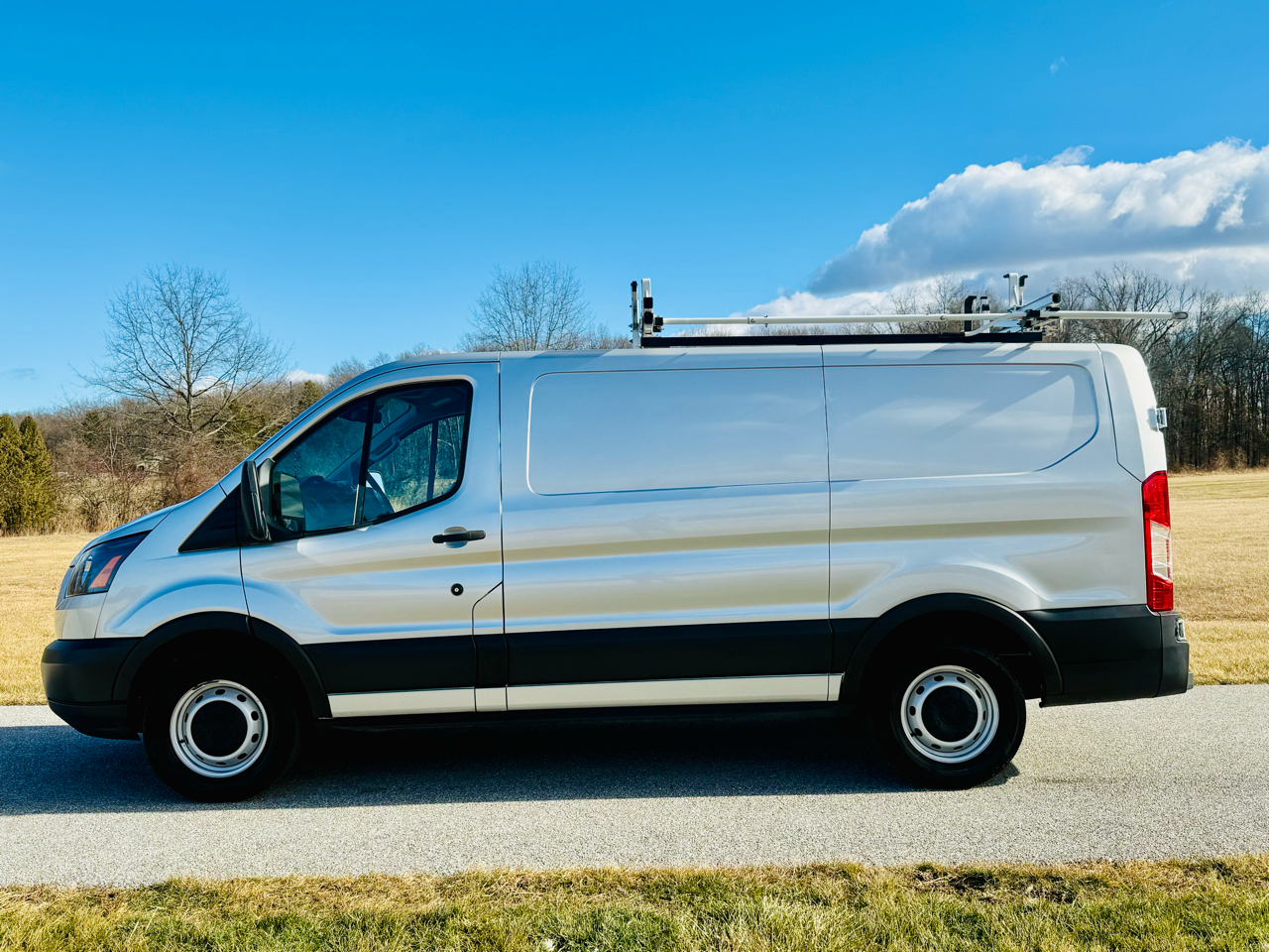 Ford Transit 150 Van Low Roof 60/40 Pass. 130-in. WB 2019