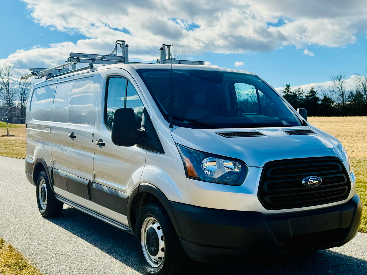 Ford Transit 150 Van Low Roof 60/40 Pass. 130-in. WB 2019