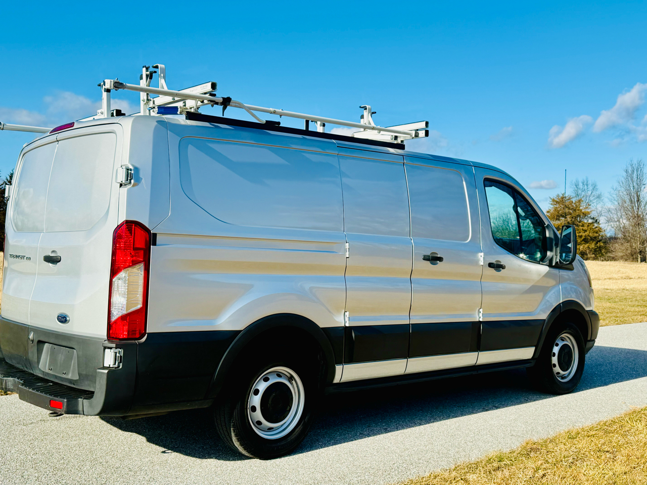 Ford Transit 150 Van Low Roof 60/40 Pass. 130-in. WB 2019