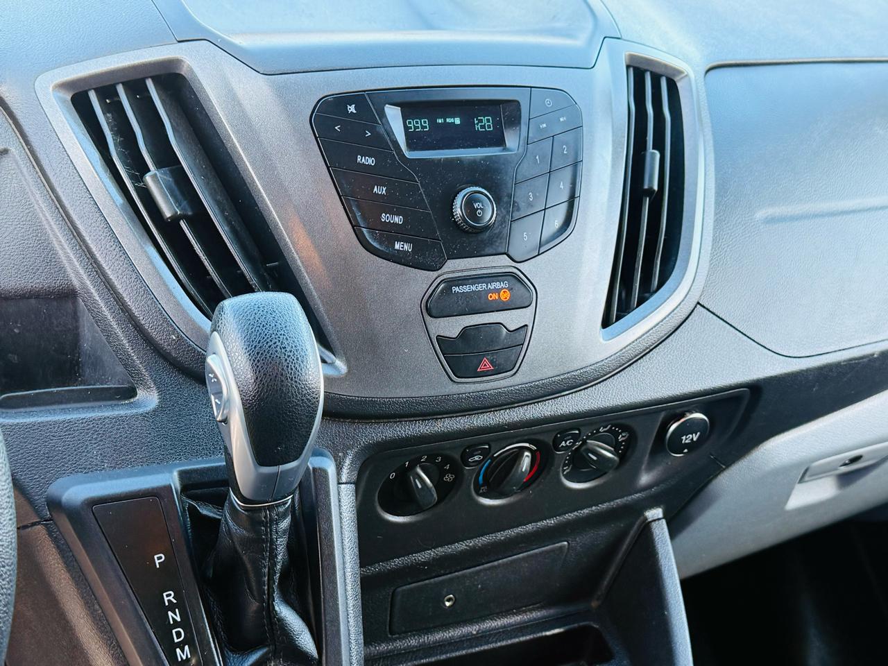 Ford Transit 150 Van Low Roof 60/40 Pass. 130-in. WB 2019