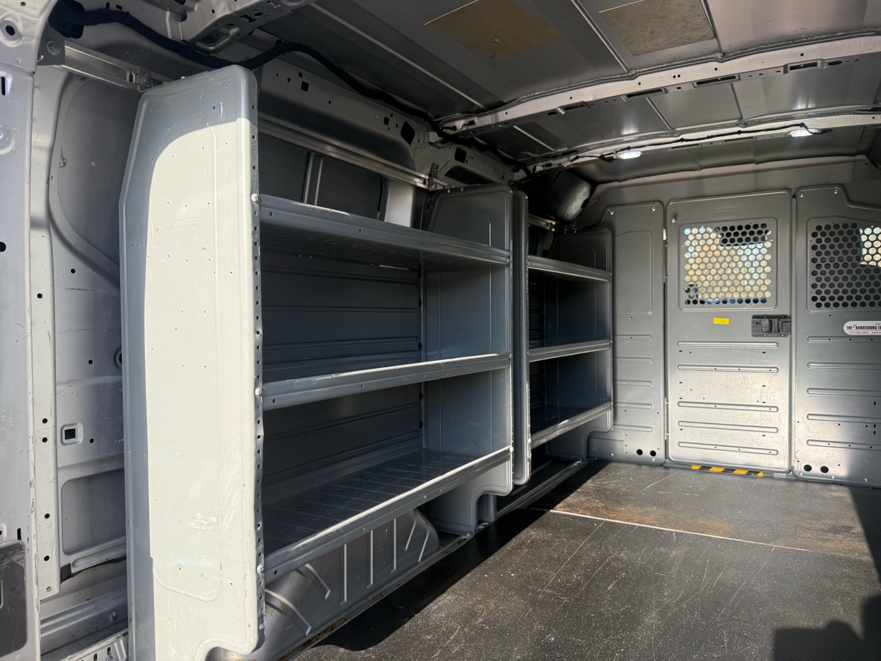 Ford Transit 150 Van Low Roof 60/40 Pass. 130-in. WB 2019