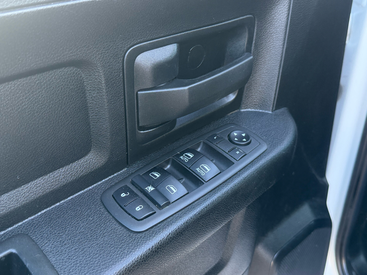 RAM 2500 Tradesman Crew Cab LWB 4WD 2022