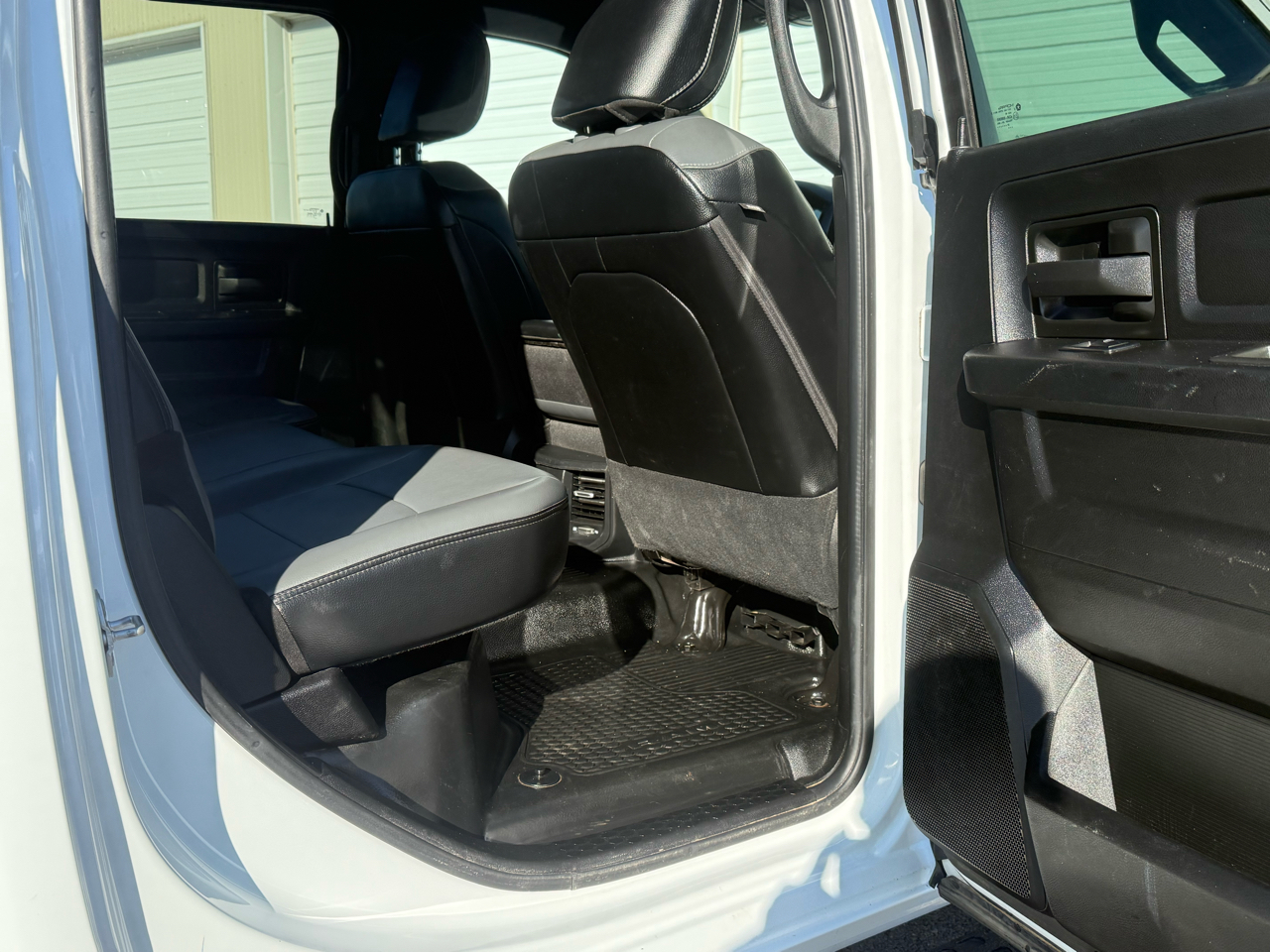 RAM 2500 Tradesman Crew Cab LWB 4WD 2022