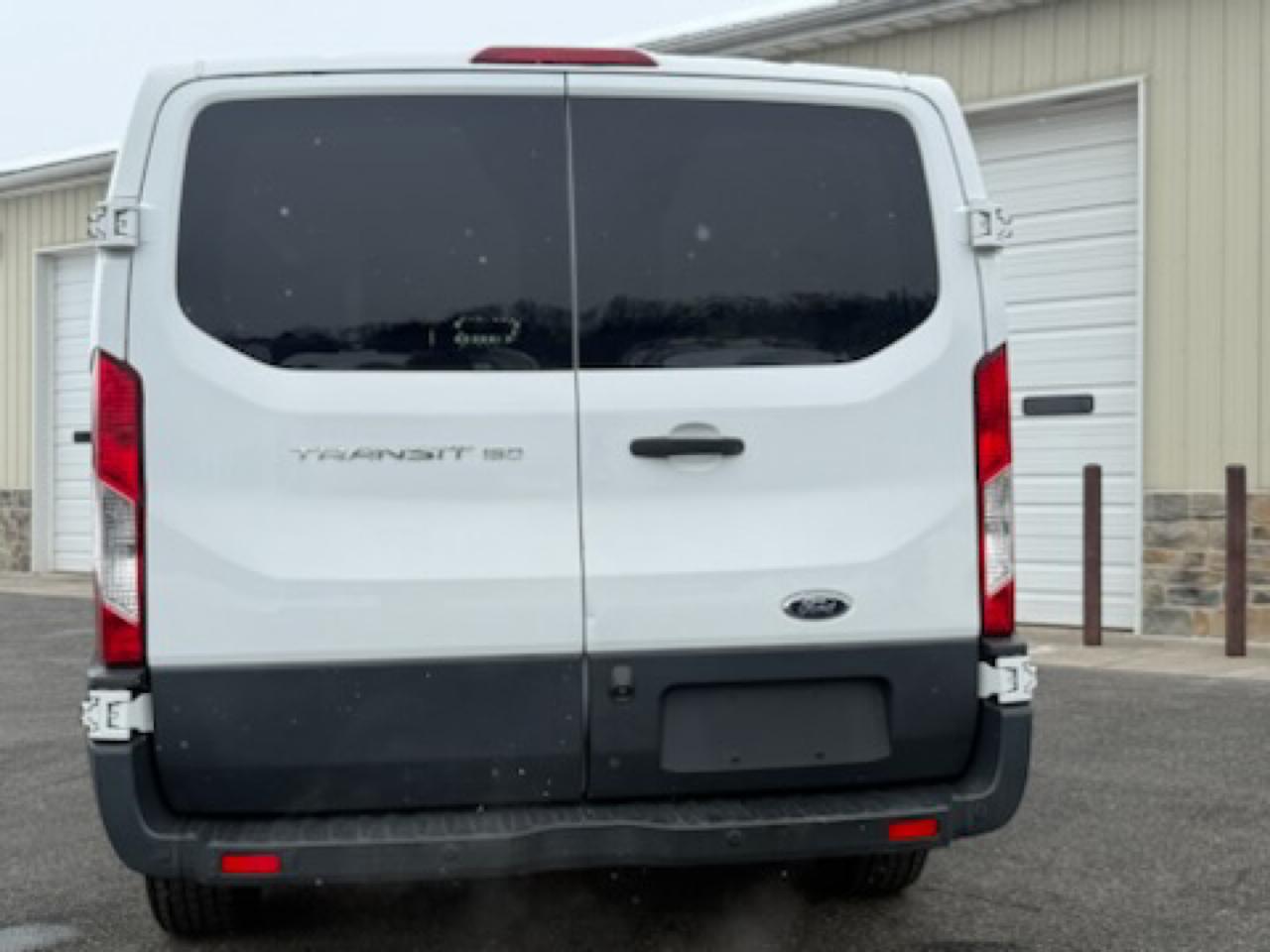 Ford Transit 150 Van Low Roof 60/40 Pass. 130-in. WB 2016