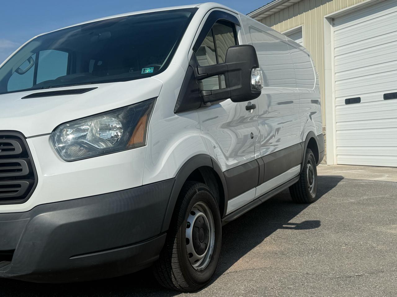 Ford Transit 150 Van Low Roof 60/40 Pass. 130-in. WB 2016