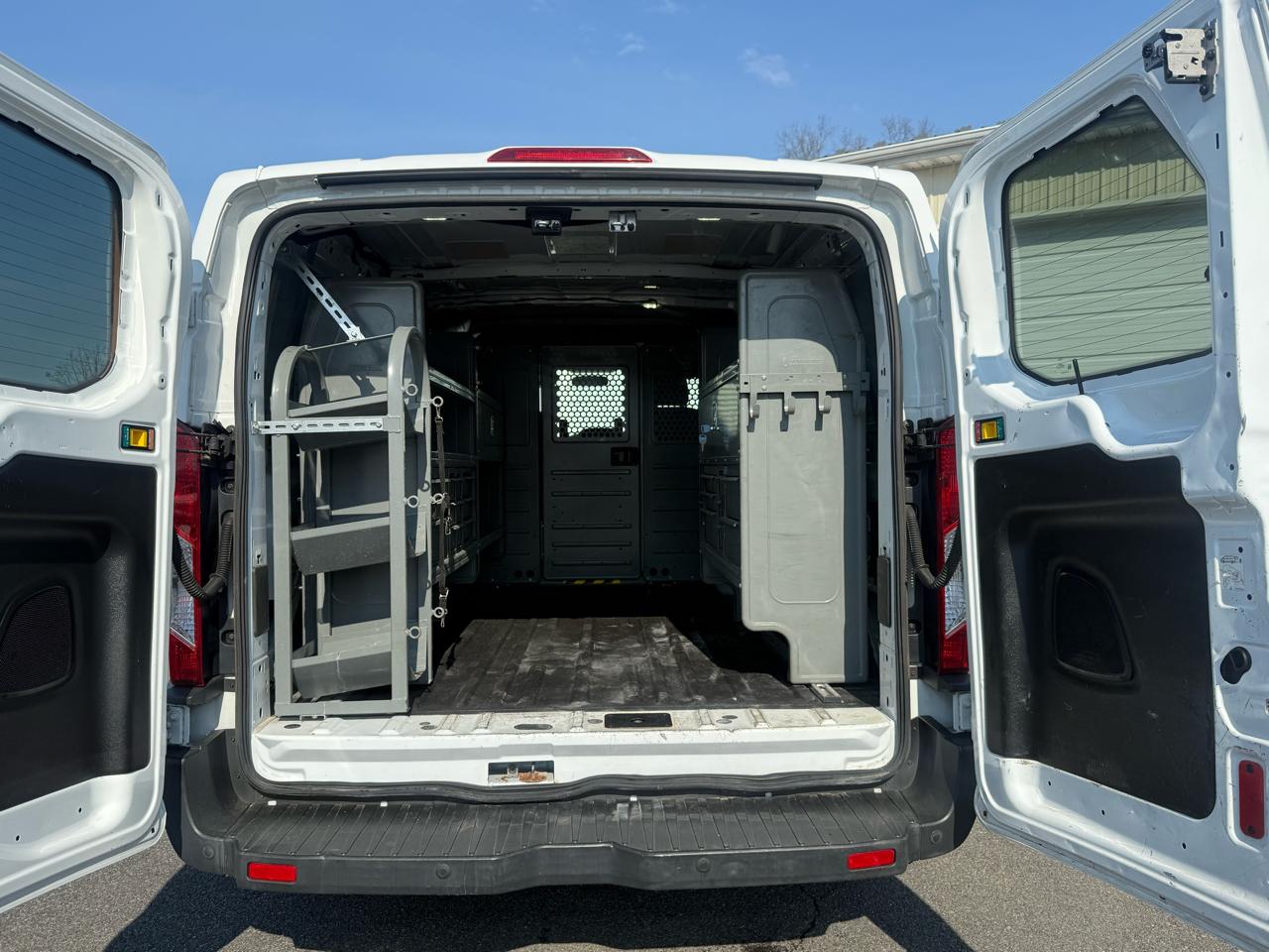 Ford Transit 150 Van Low Roof 60/40 Pass. 130-in. WB 2016